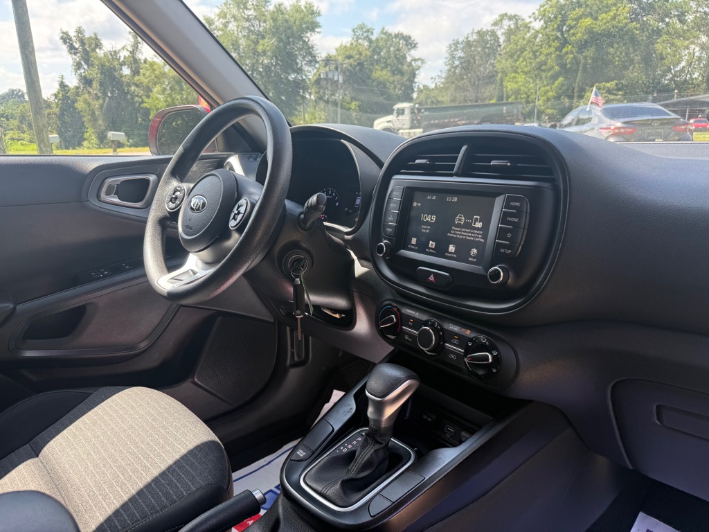 Photo 34 of this KIA SOUL