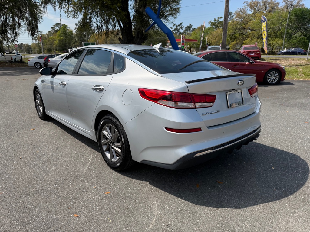 Photo 5 of this KIA OPTIMA