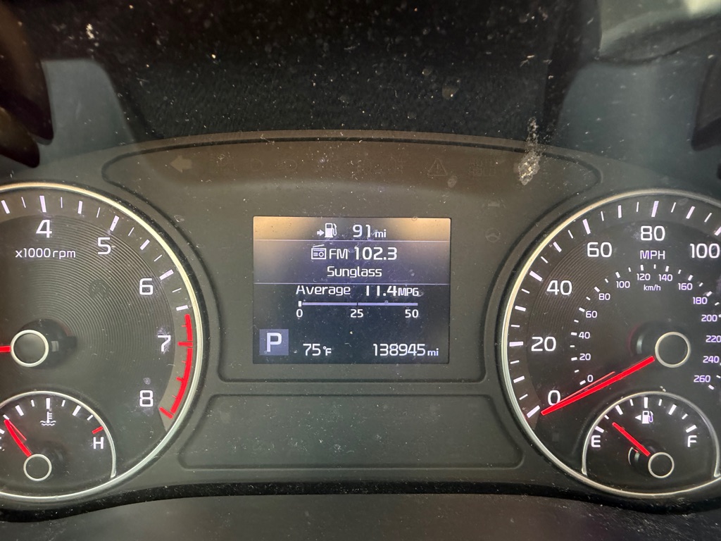 Photo 21 of this KIA OPTIMA