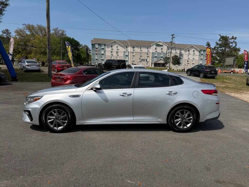 Photo 4 of this KIA OPTIMA