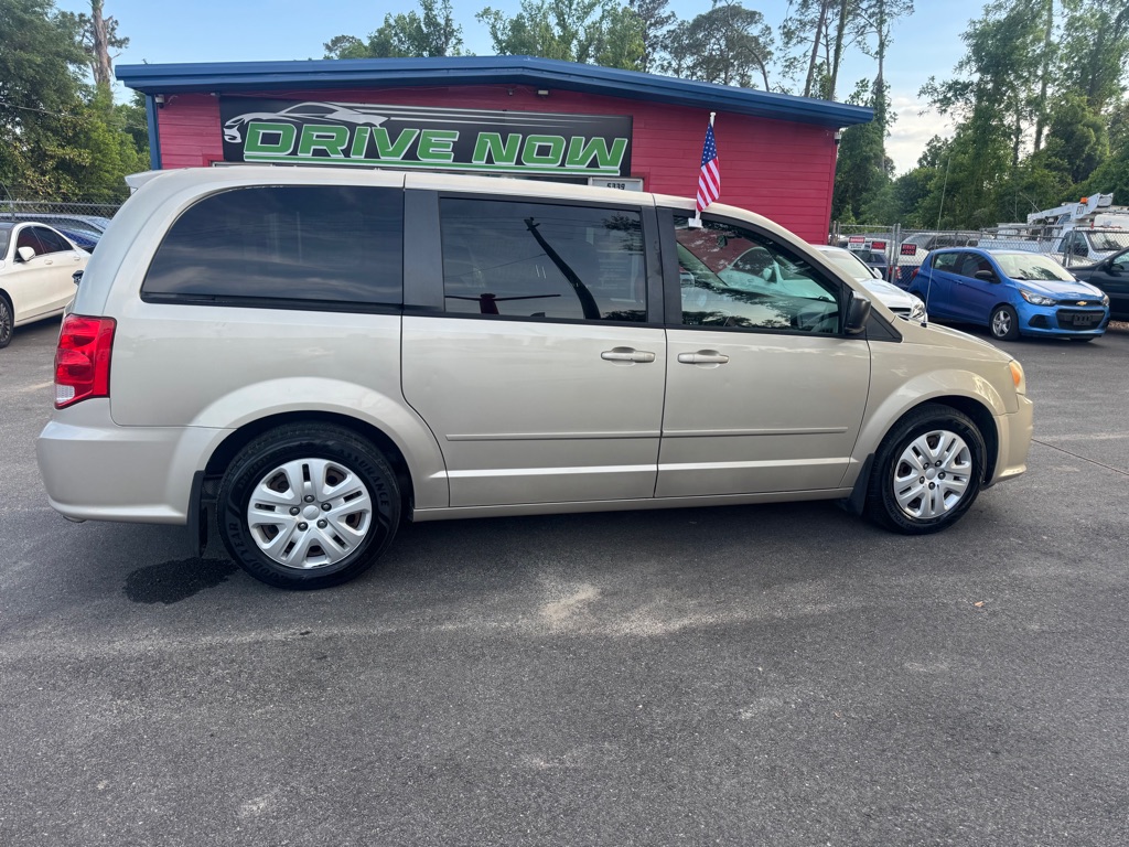 Photo 8 of this DODGE GRAND CARAVAN