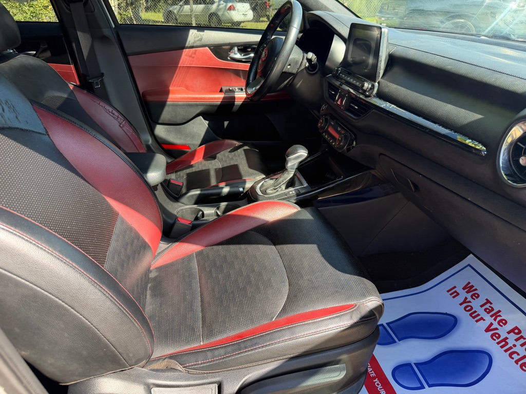 Photo 17 of this KIA FORTE