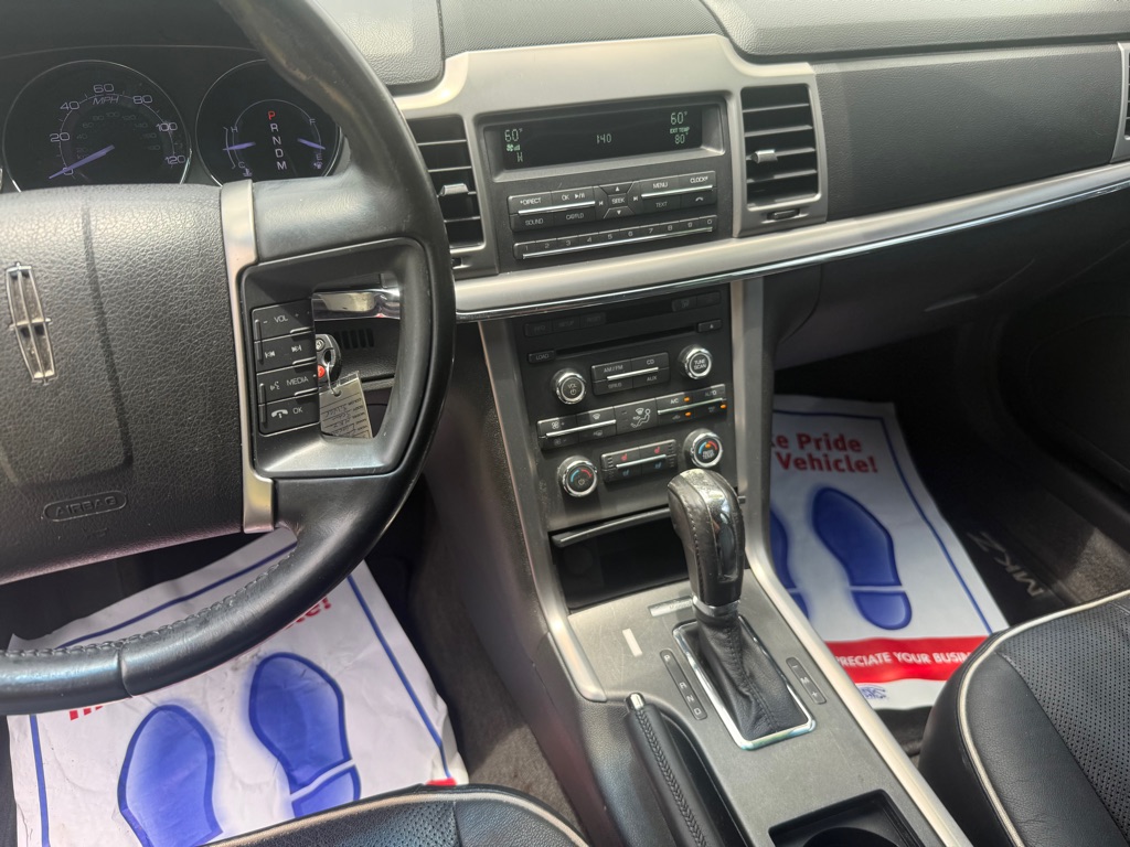 Photo 25 of this LINCOLN MKZ
