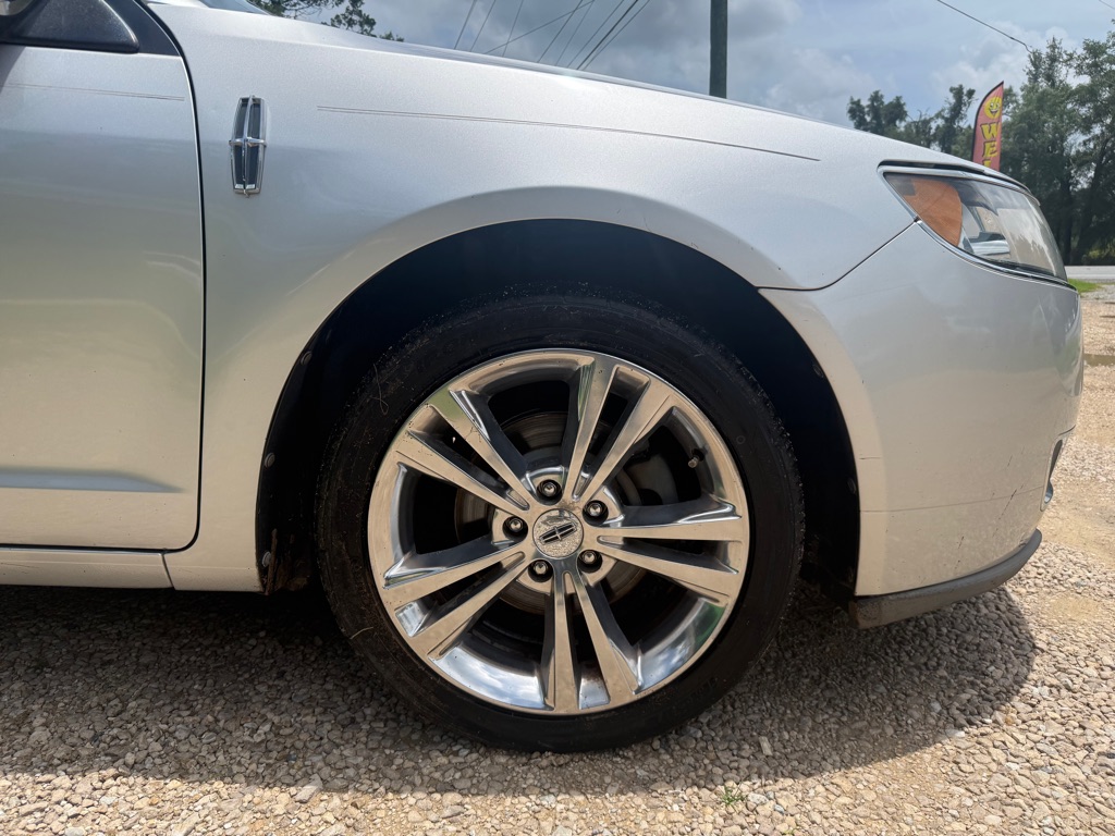 Photo 5 of this LINCOLN MKZ