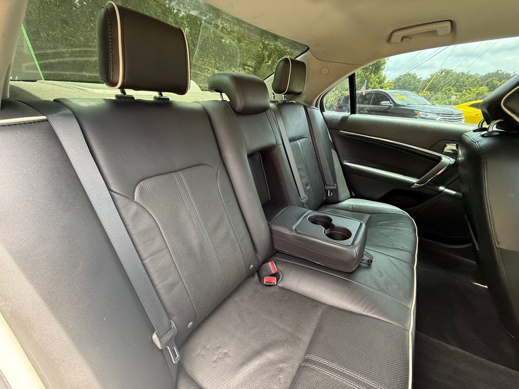 Photo 33 of this LINCOLN MKZ