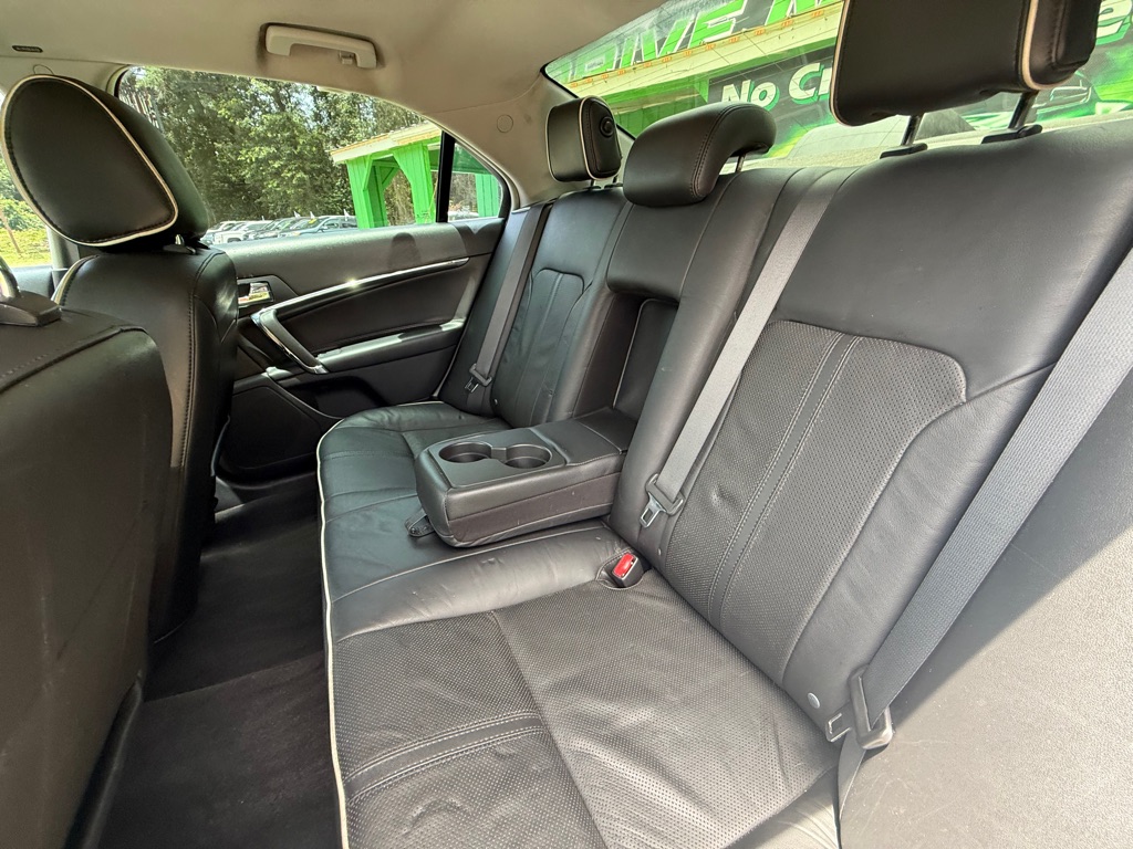 Photo 36 of this LINCOLN MKZ