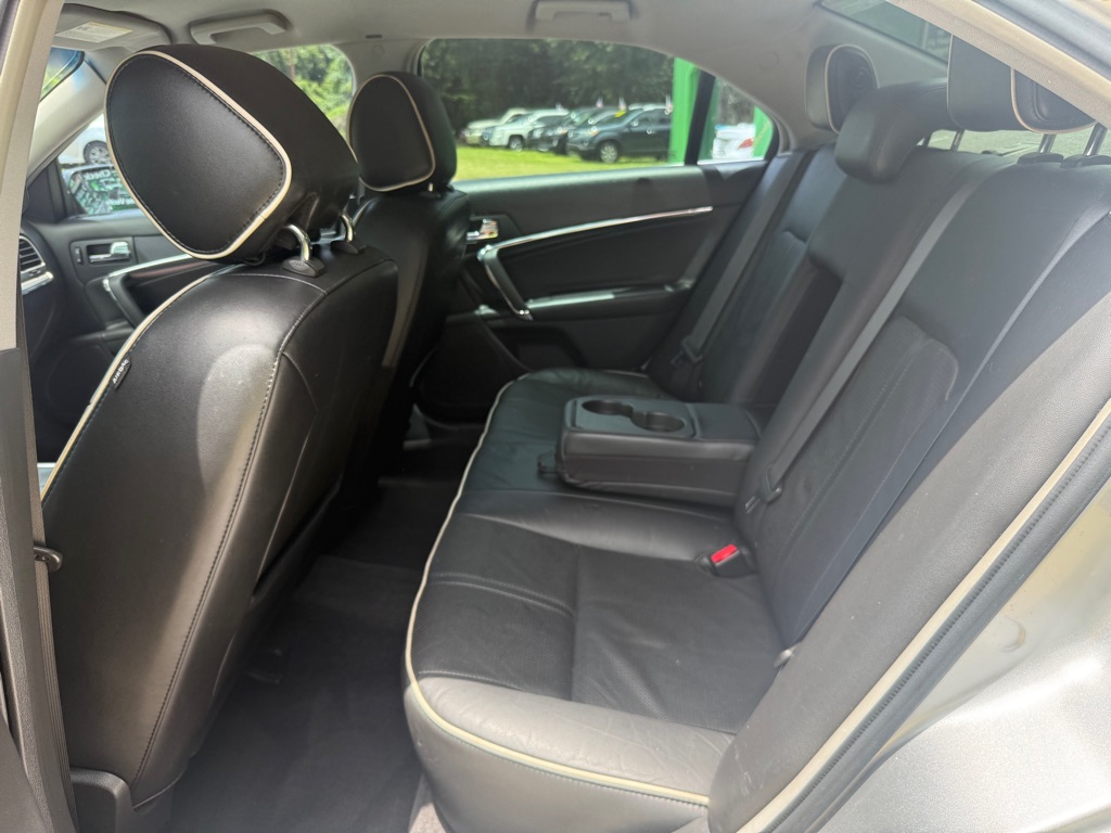Photo 35 of this LINCOLN MKZ