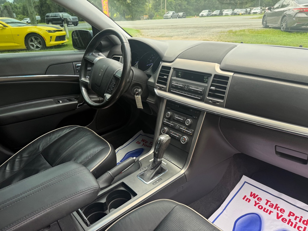 Photo 30 of this LINCOLN MKZ
