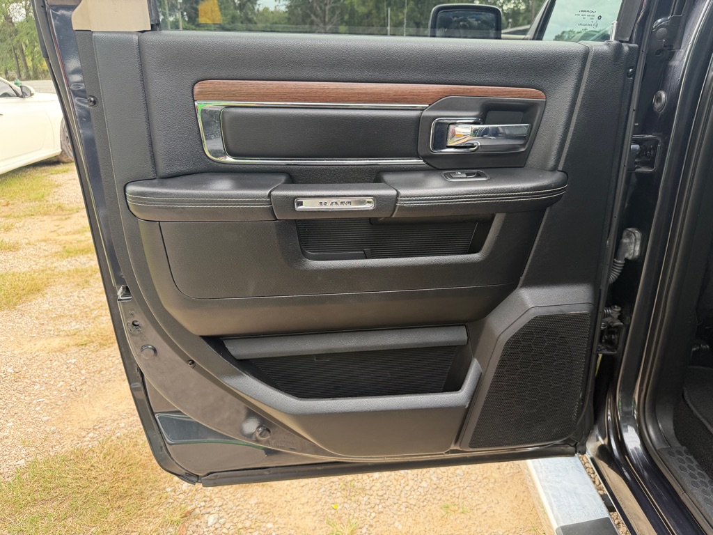 Photo 12 of this RAM 1500