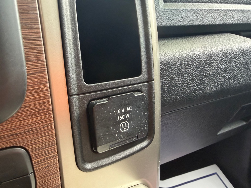 Photo 31 of this RAM 1500