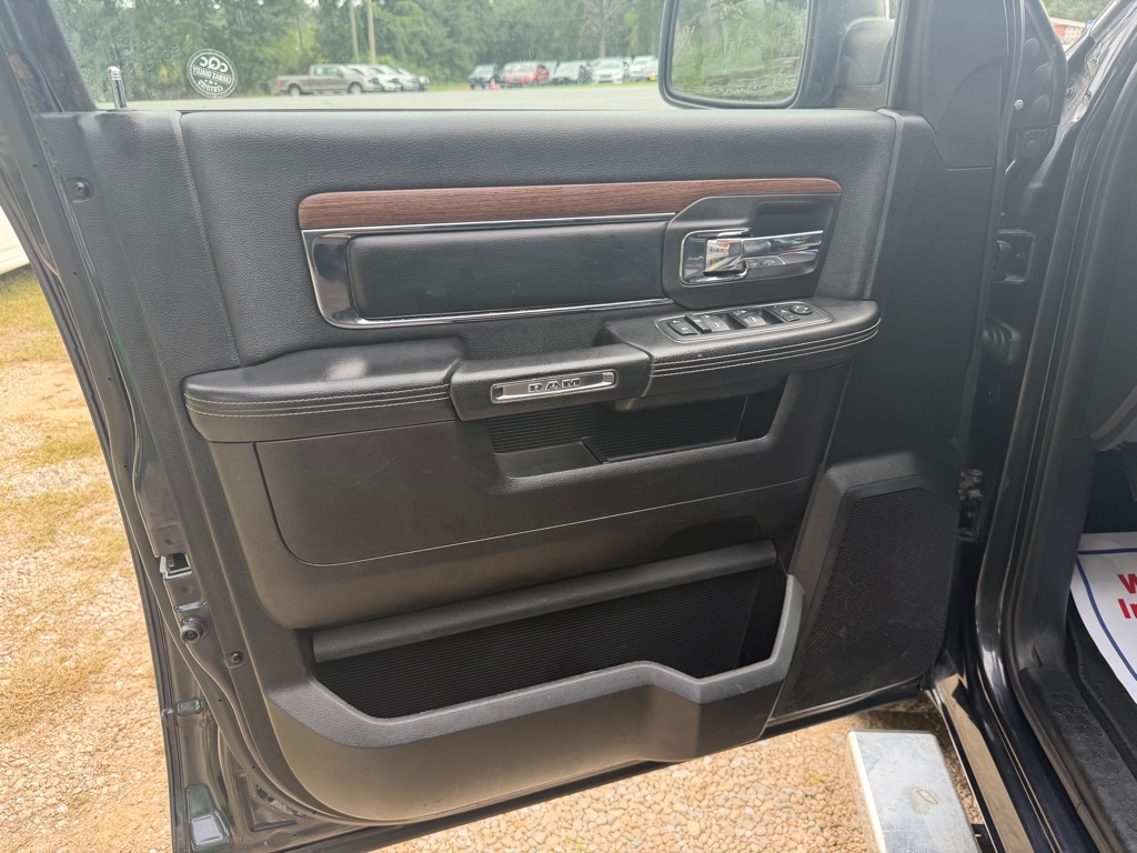 Photo 10 of this RAM 1500
