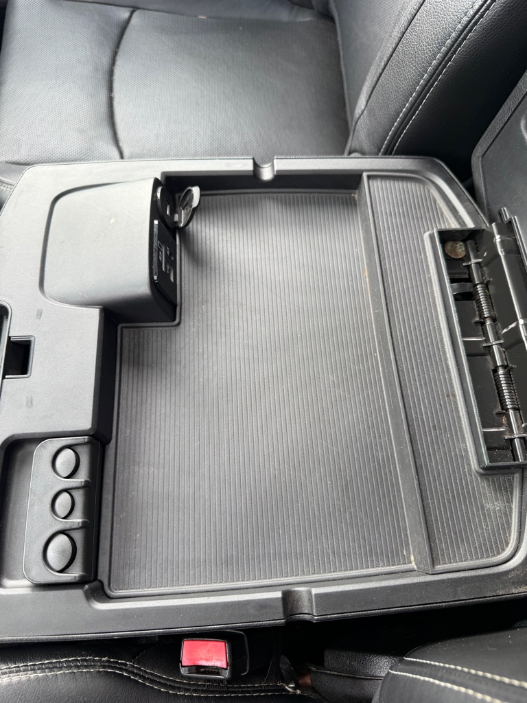 Photo 34 of this RAM 1500