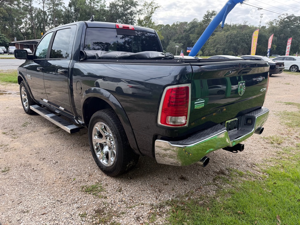 Photo 3 of this RAM 1500