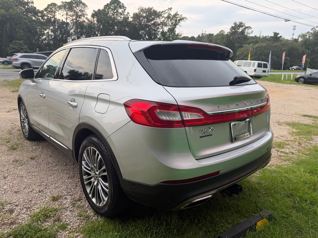 Photo 3 of this LINCOLN MKX
