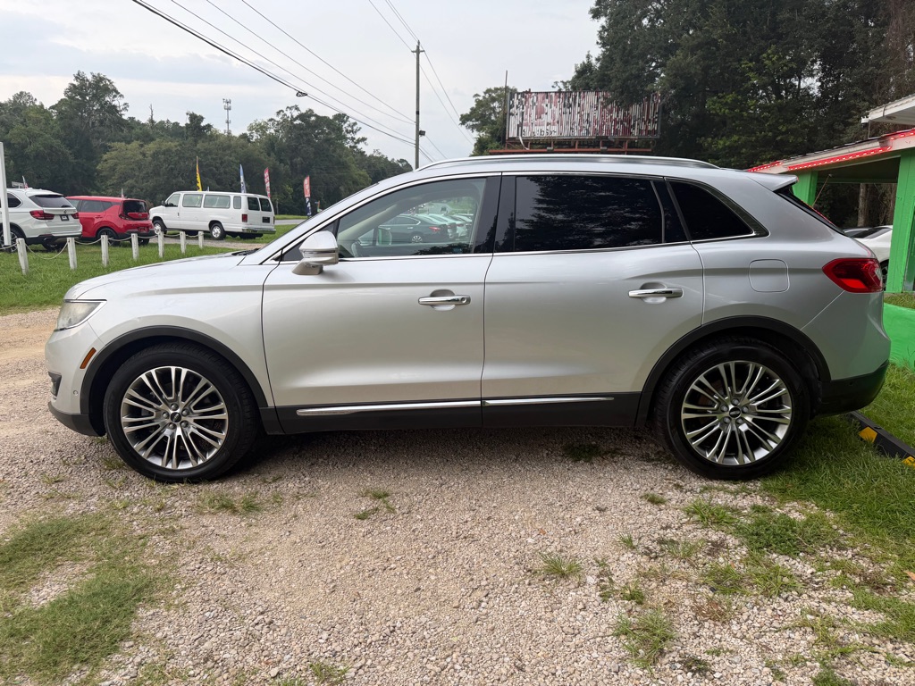 Photo 2 of this LINCOLN MKX