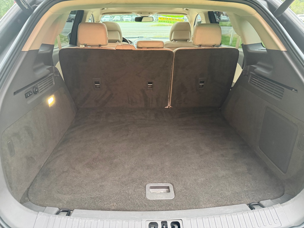 Photo 21 of this LINCOLN MKX