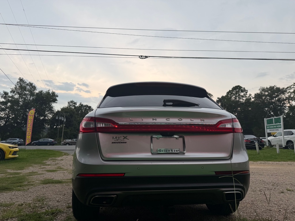 Photo 4 of this LINCOLN MKX