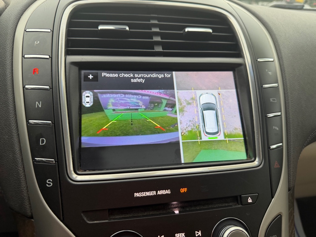 Photo 34 of this LINCOLN MKX