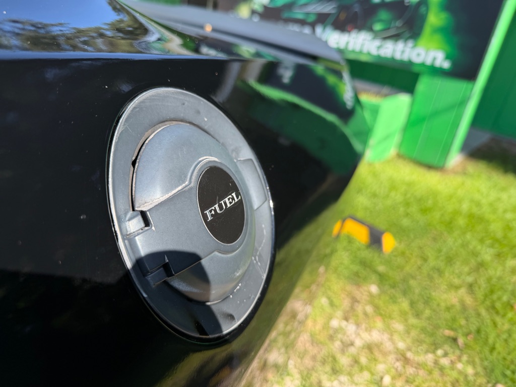 Photo 11 of this DODGE CHALLENGER