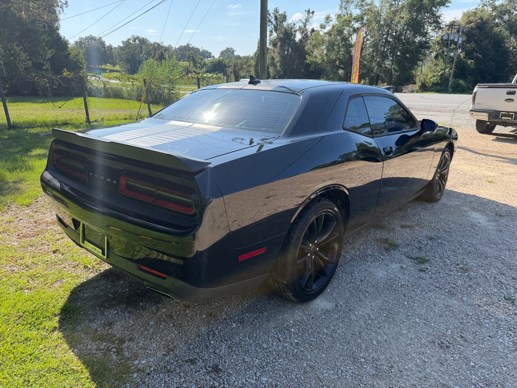 Photo 5 of this DODGE CHALLENGER