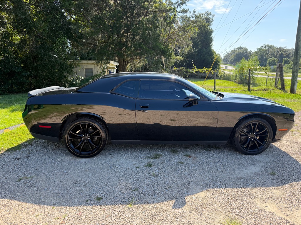 Photo 6 of this DODGE CHALLENGER