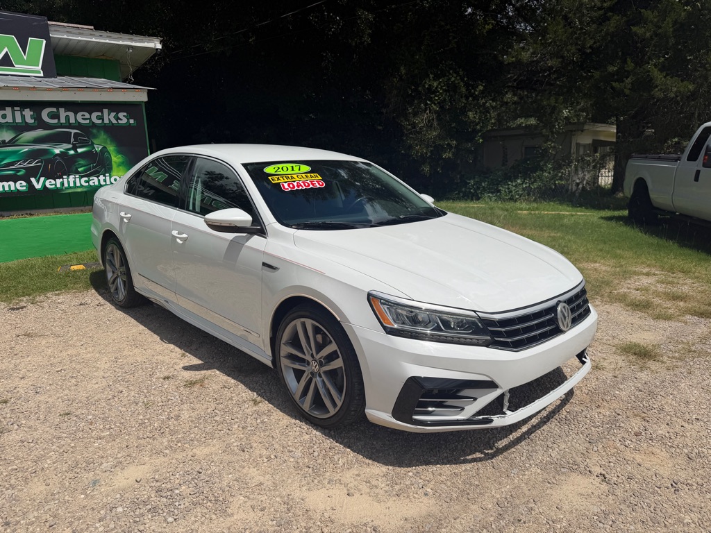 Photo 6 of this VOLKSWAGEN PASSAT