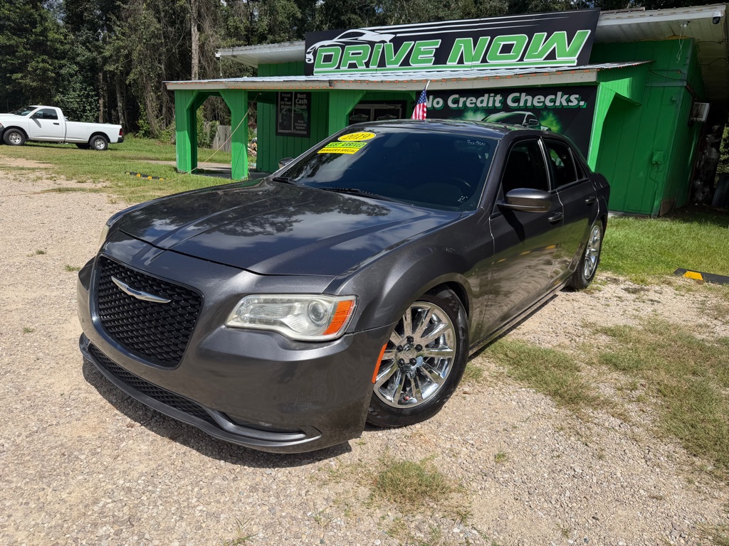 2019 CHRYSLER 300