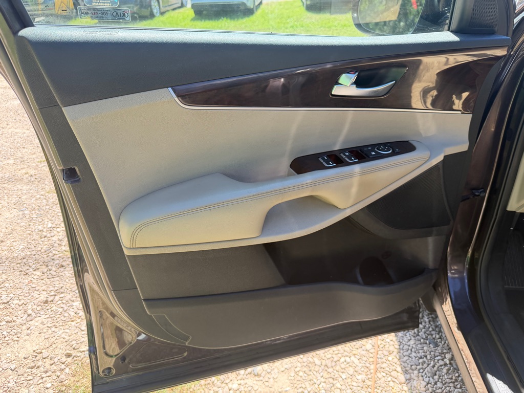 Photo 10 of this KIA SORENTO