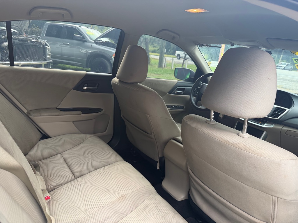 Photo 16 of this HONDA ACCORD