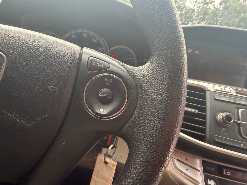 Photo 25 of this HONDA ACCORD