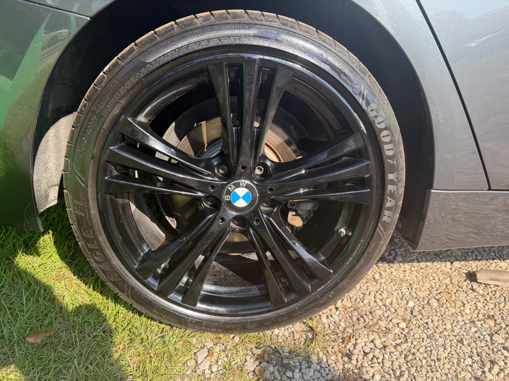 Photo 13 of this BMW 430XI
