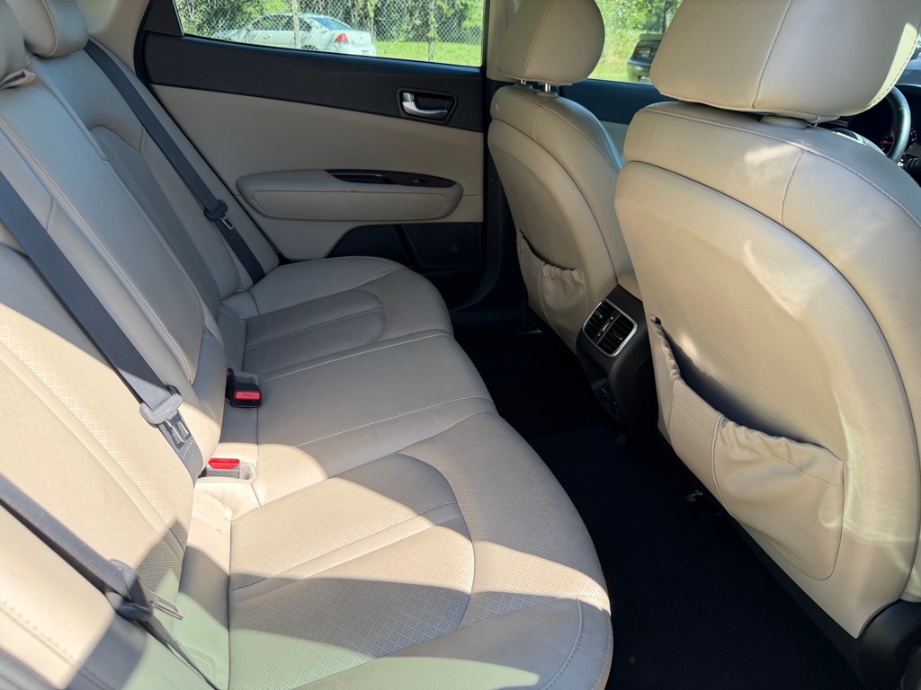 Photo 20 of this KIA OPTIMA