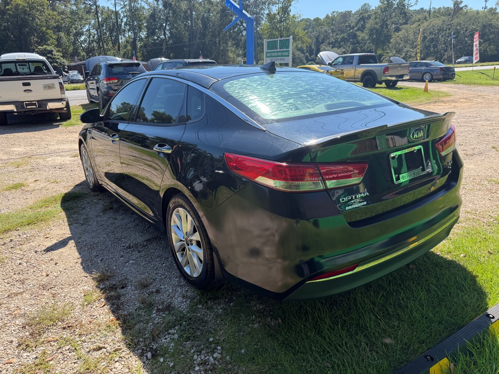 Photo 3 of this KIA OPTIMA