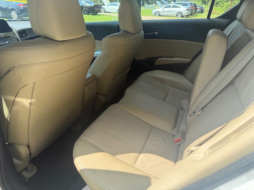 Photo 15 of this ACURA ILX