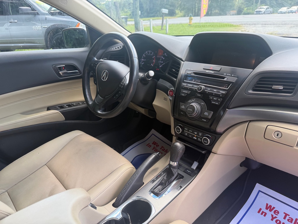 Photo 22 of this ACURA ILX