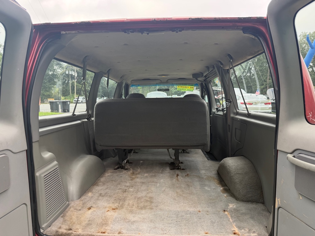 Photo 21 of this FORD ECONOLINE