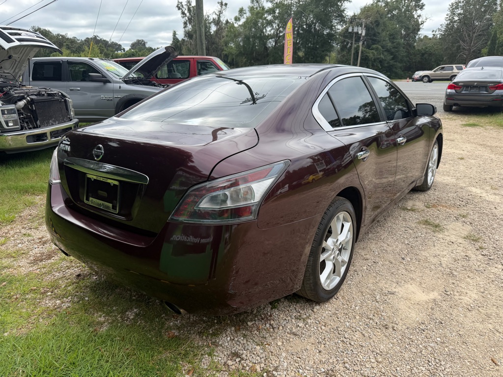 Photo 5 of this NISSAN MAXIMA