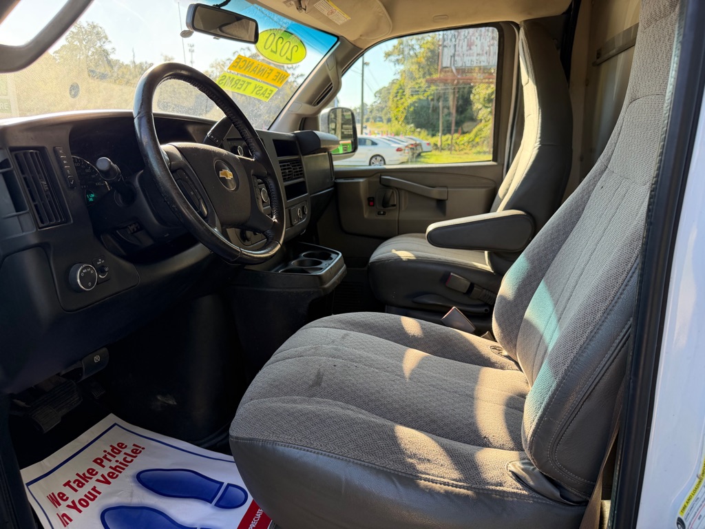 Photo 10 of this CHEVROLET EXPRESS G3500