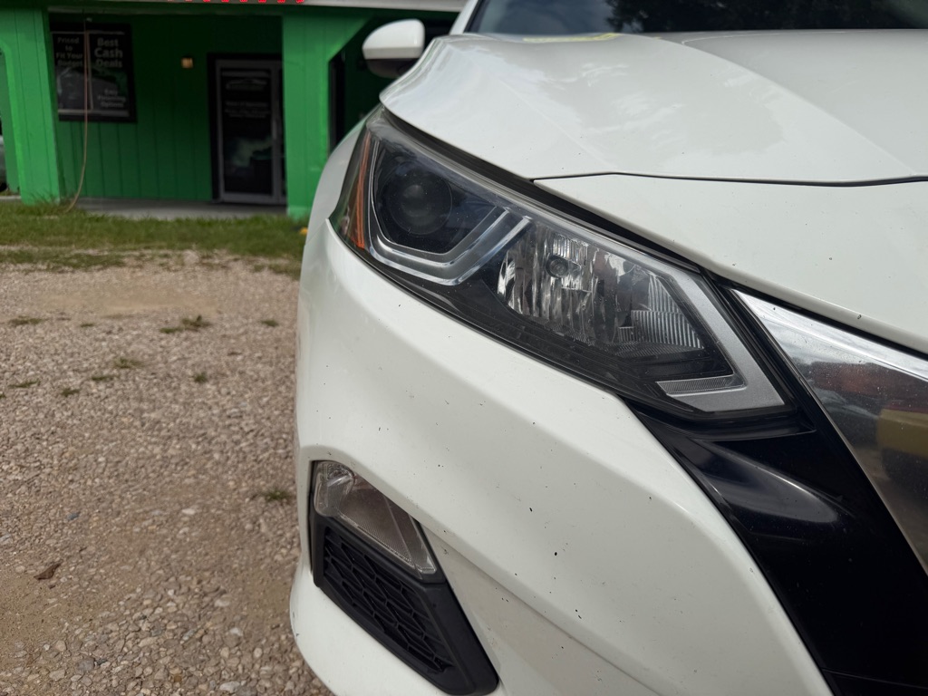 Photo 8 of this NISSAN ALTIMA