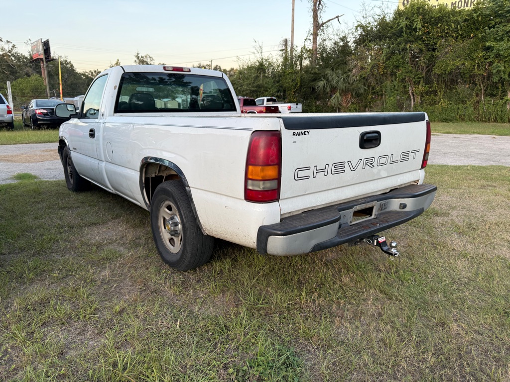 Photo 4 of this CHEVROLET SILVERADO 1500