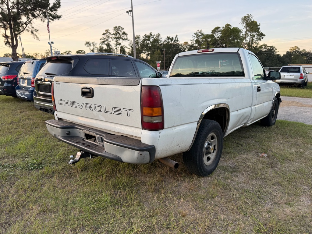 Photo 3 of this CHEVROLET SILVERADO 1500