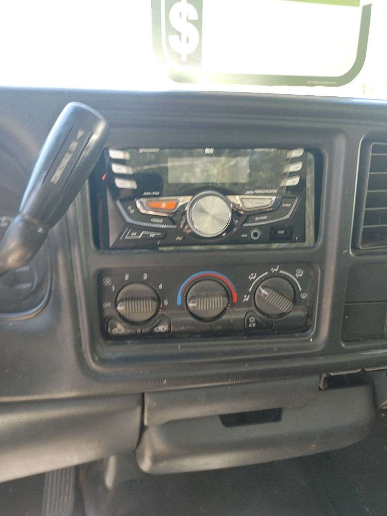 Photo 5 of this CHEVROLET SILVERADO 1500