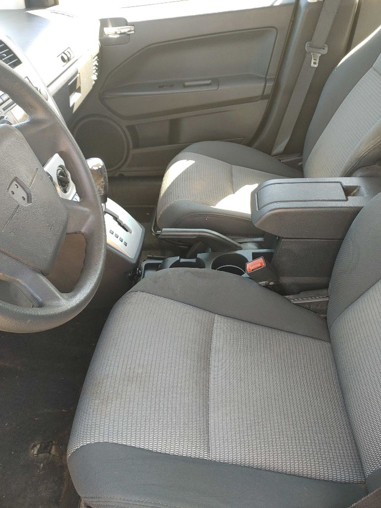 Photo 11 of this DODGE CALIBER