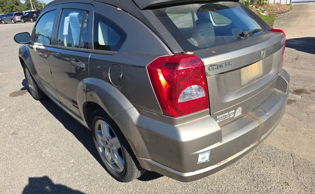 Photo 3 of this DODGE CALIBER