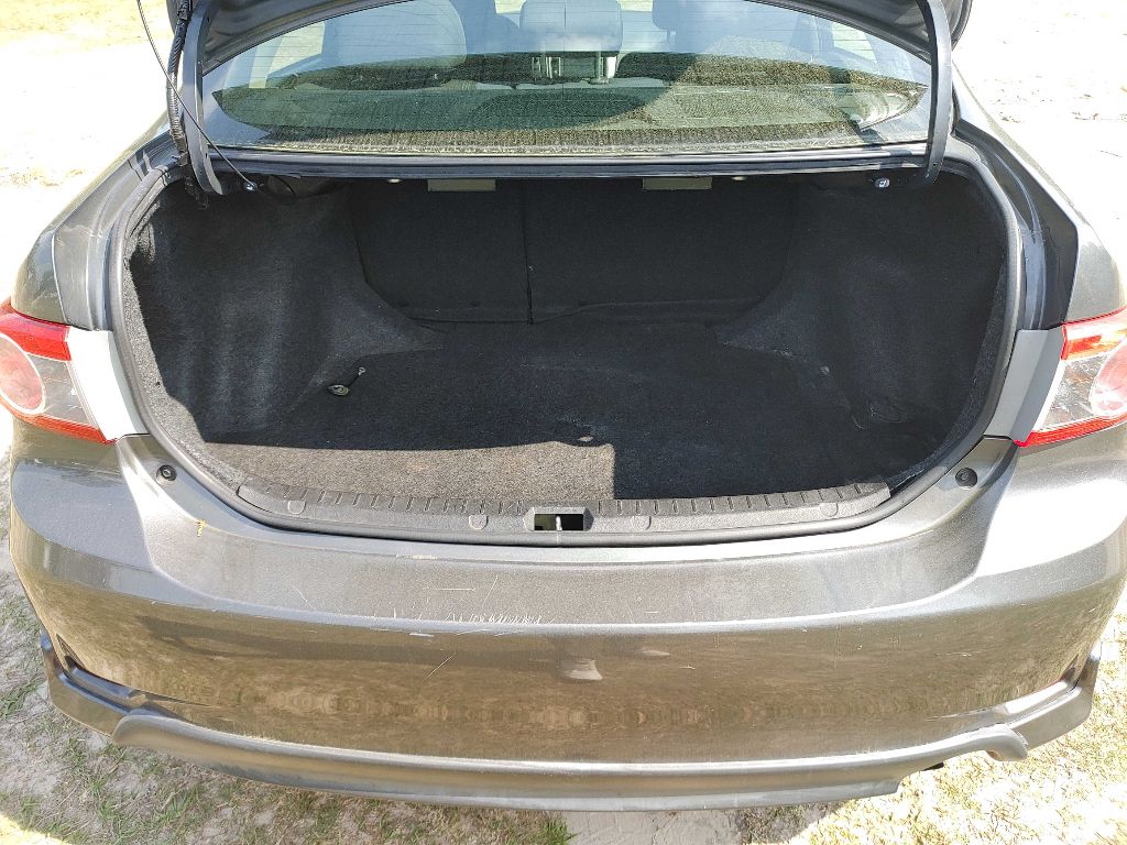 Photo 12 of this TOYOTA COROLLA