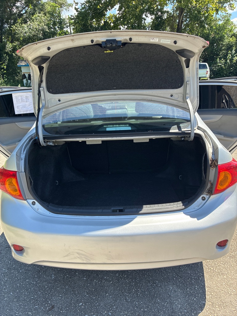 Photo 11 of this TOYOTA COROLLA