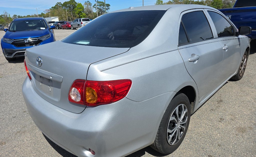 Photo 7 of this TOYOTA COROLLA