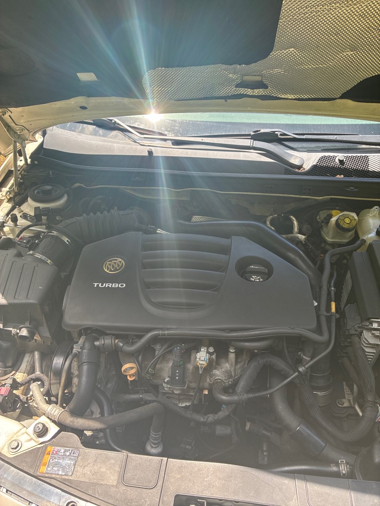 Photo 8 of this BUICK REGAL