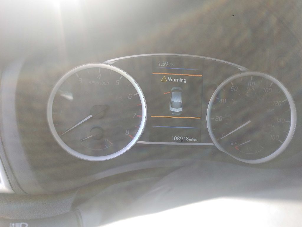 Photo 11 of this NISSAN SENTRA