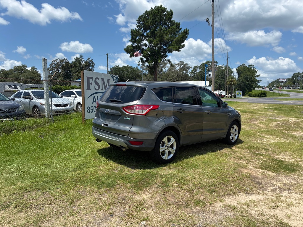 Photo 3 of this FORD ESCAPE